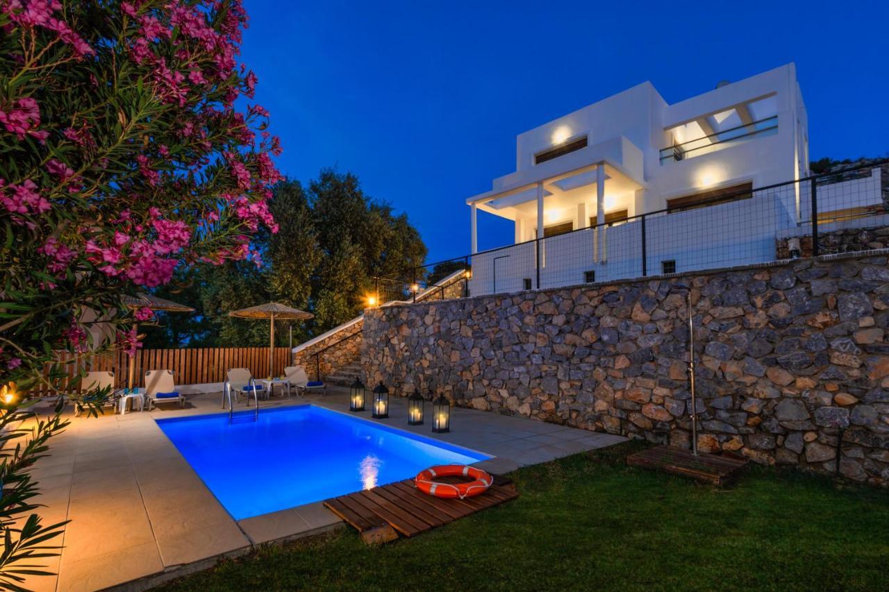 Aggelina Villa Pefki  외부 사진