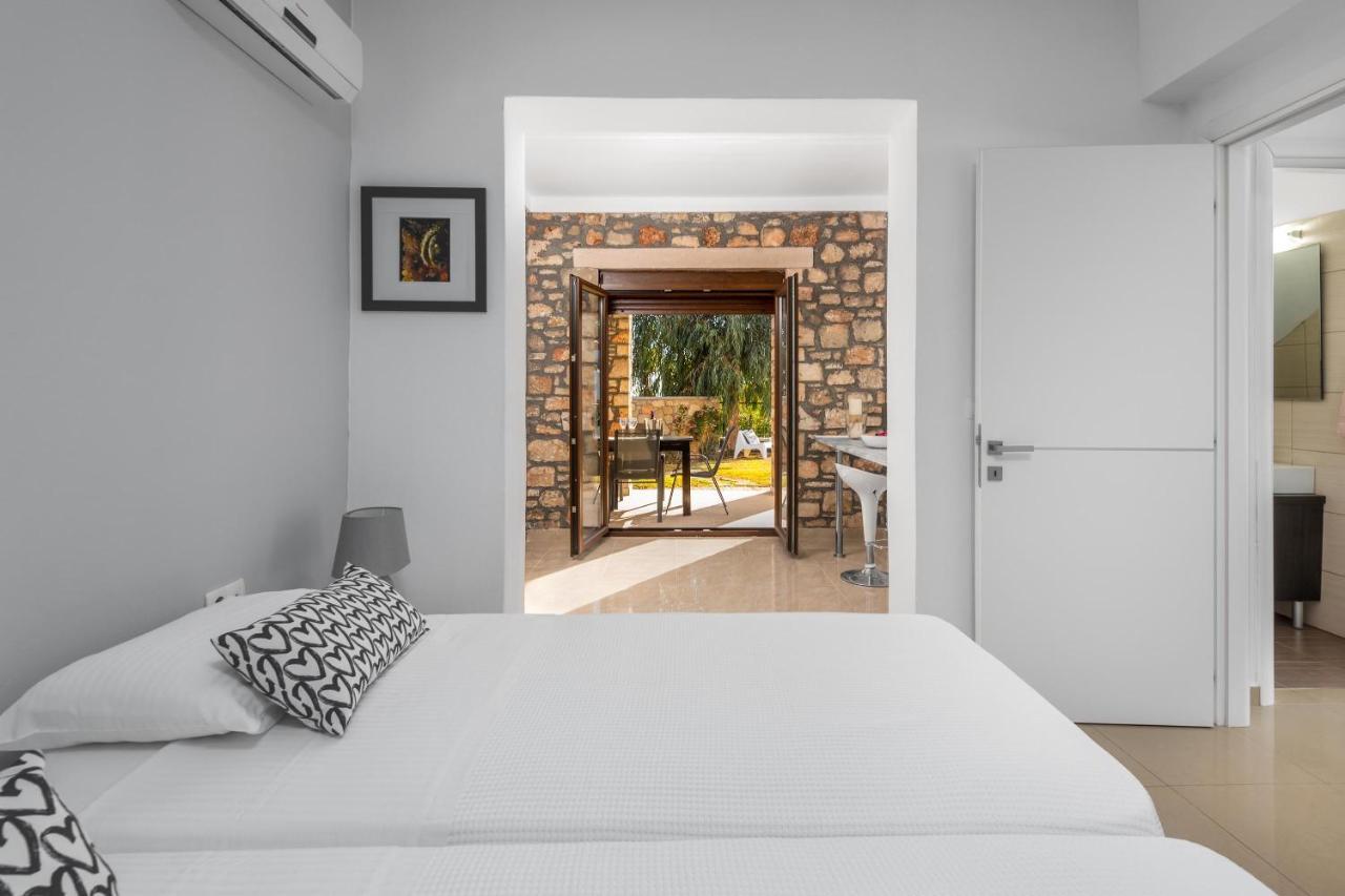 Aggelina Villa Pefki  외부 사진